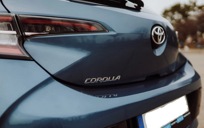Toyota Corolla cena 69900 przebieg: 28000, rok produkcji 2020 z Olsztyn małe 92